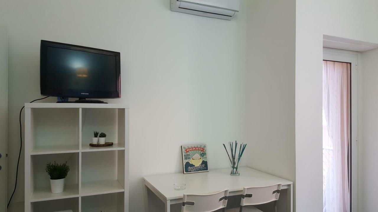 Danicolas Cairoli Apartment Monza Exteriér fotografie